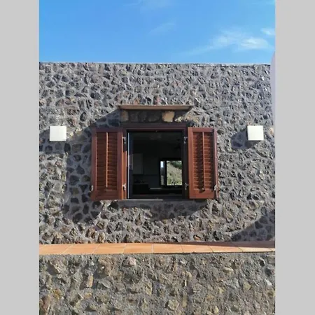 Appartement Open Space A Due Passi Dal Mare Isola di Ustica